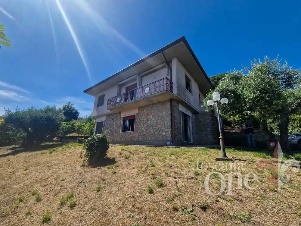 Villa in vendita a Massarosa