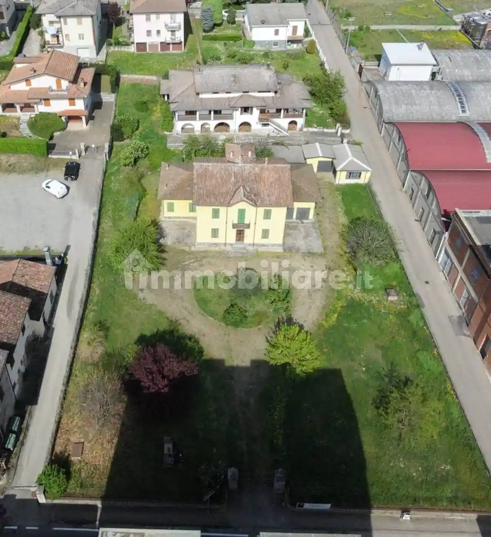Villa in vendita a Santa Maria della Versa