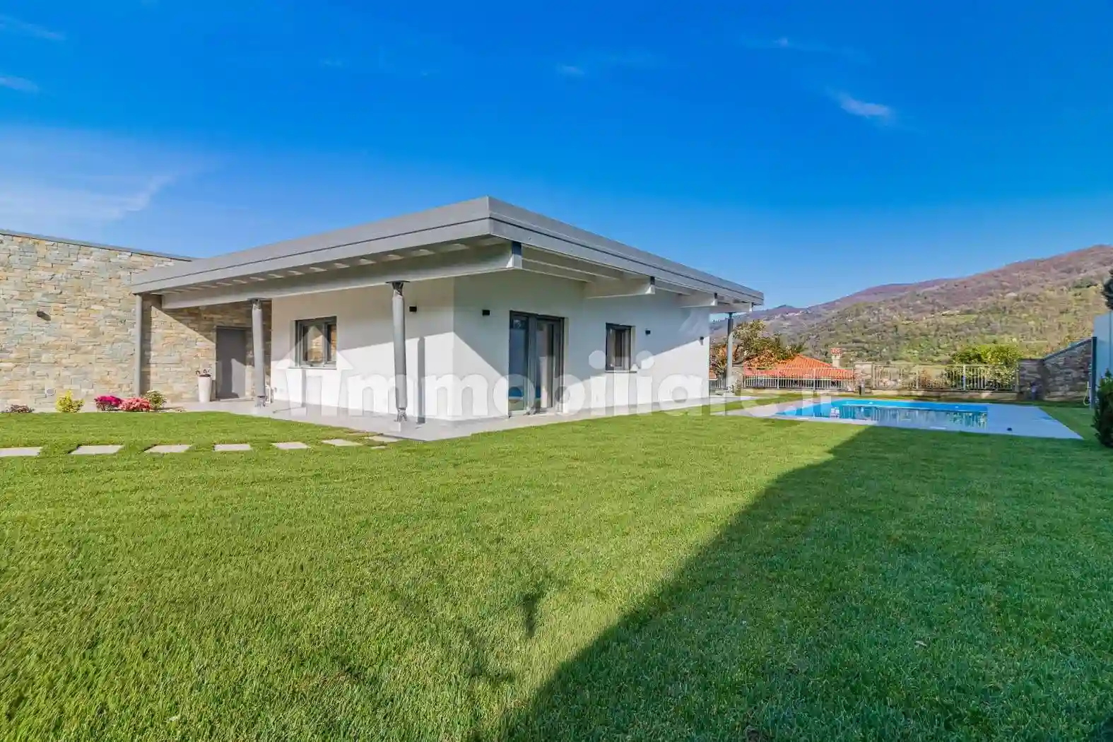 Villa - foto 2