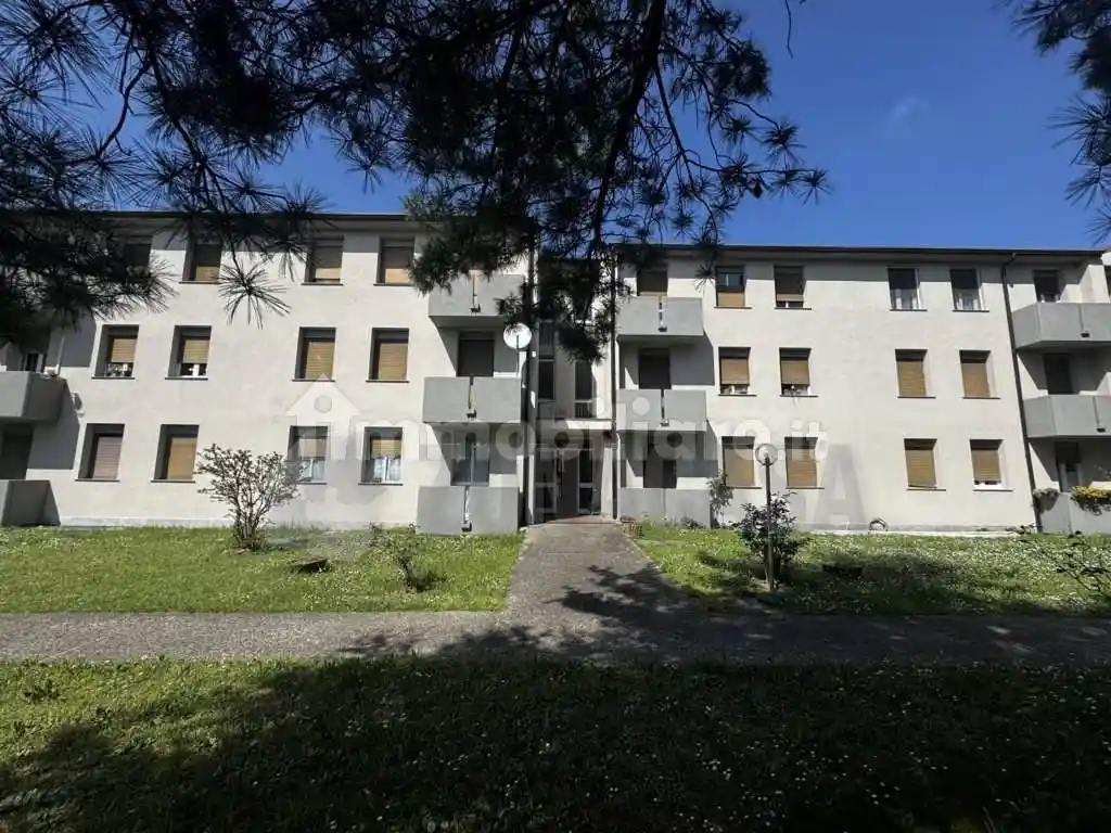 Appartamento in vendita a Ferno