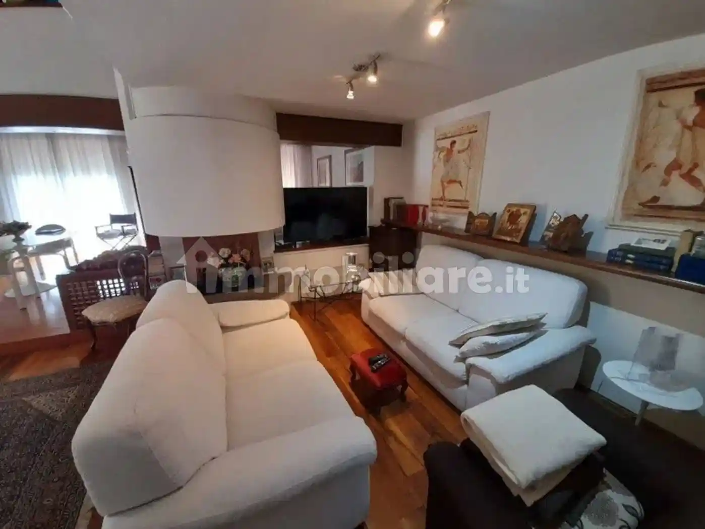 Palazzo - Edificio in vendita a Prato