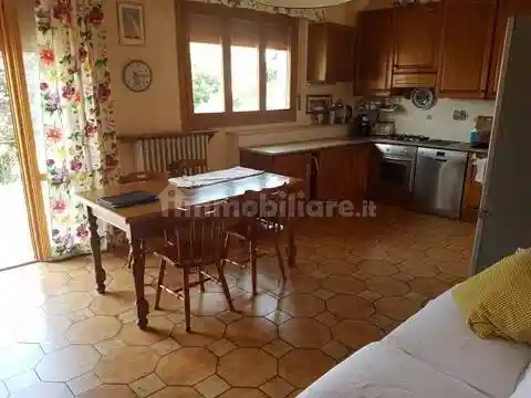 Villa in vendita a Carmignano