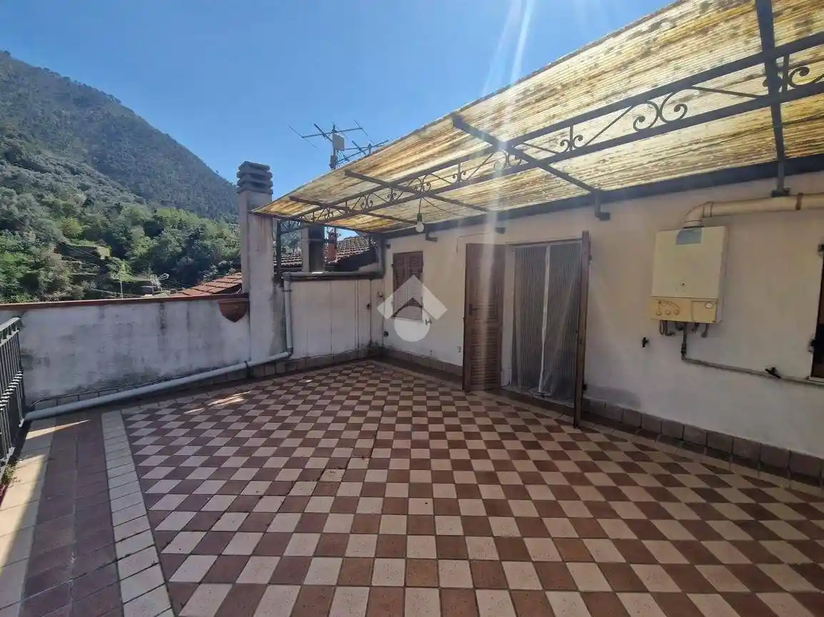Appartamento in vendita a Badalucco