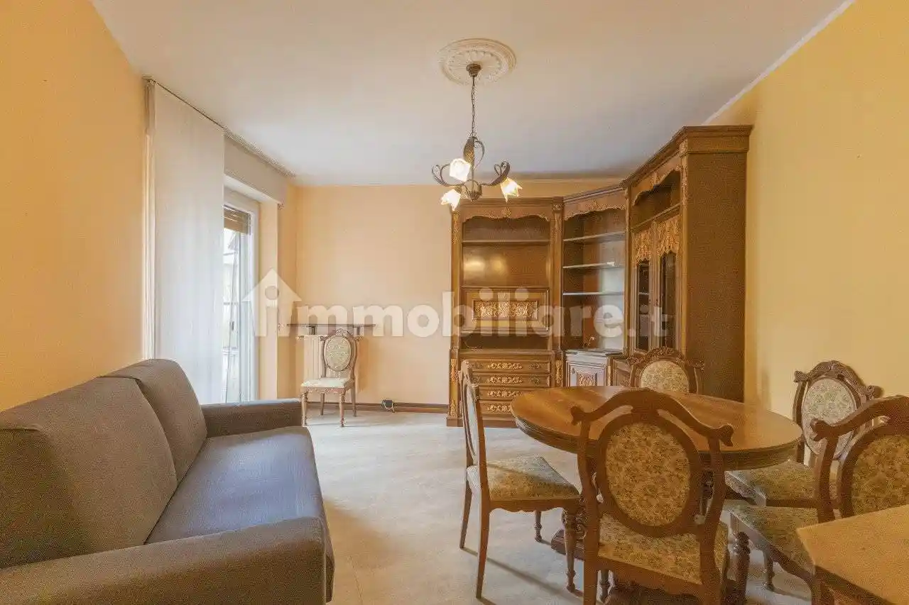 Appartamento in vendita a Borgosesia