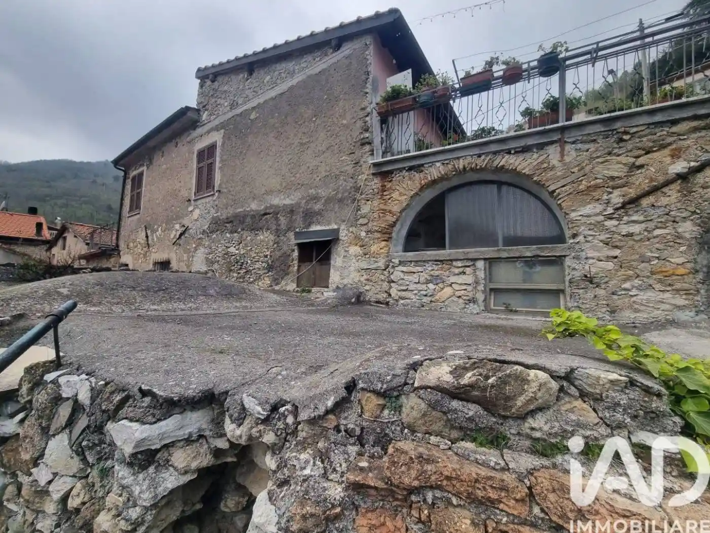 Appartamento in vendita a Balestrino