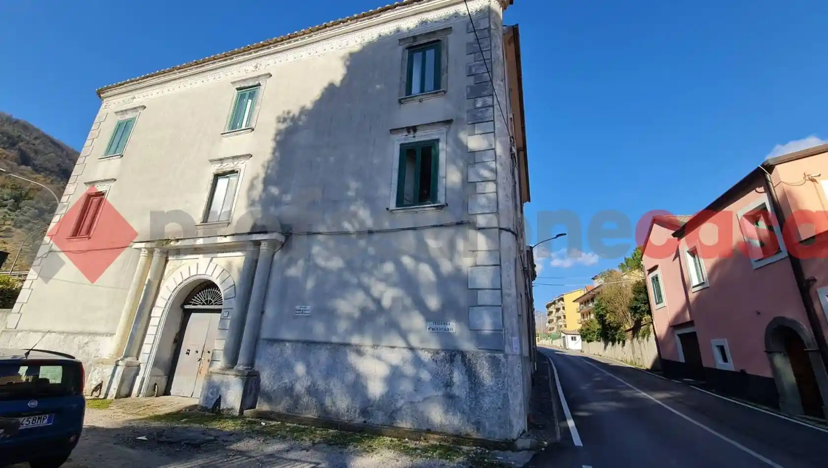 Appartamento in vendita a Giffoni Valle Piana
