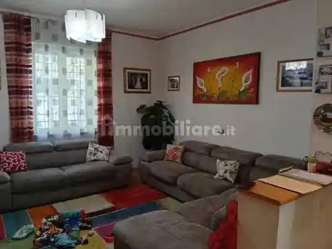 Appartamento in vendita a Piacenza