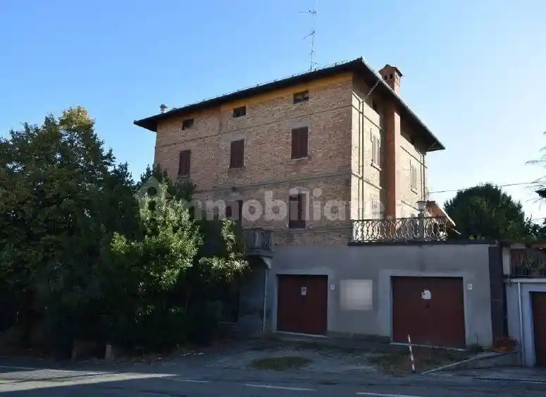 Casa indipendente in vendita a Castelvetro di Modena