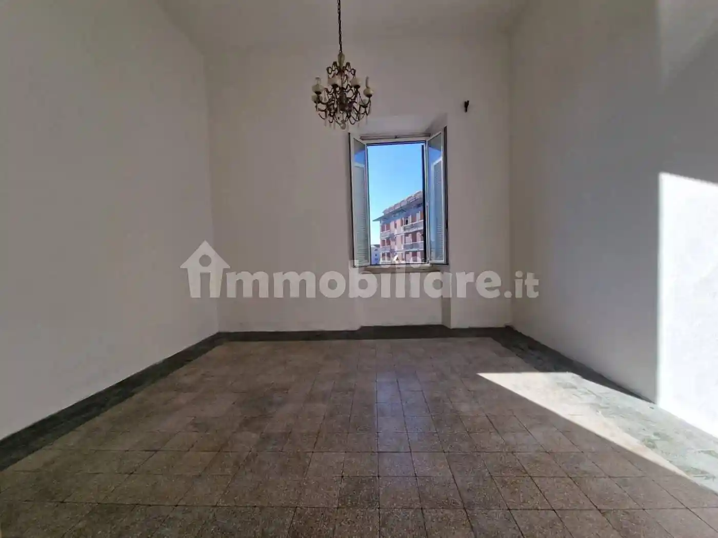 Appartamento in vendita a Livorno