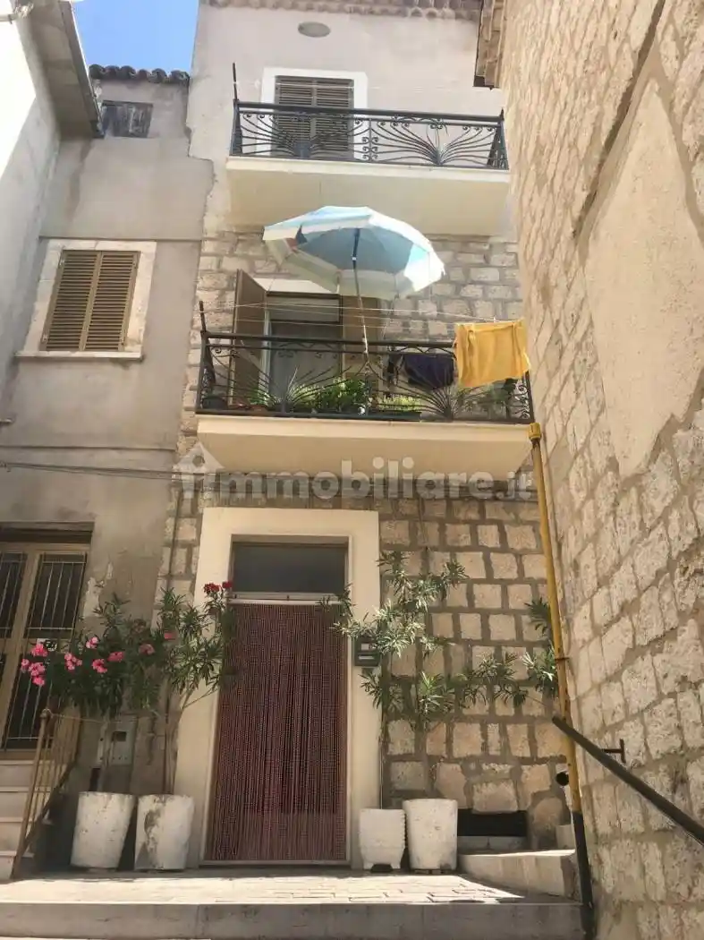 Casa indipendente in vendita a Fresagrandinaria