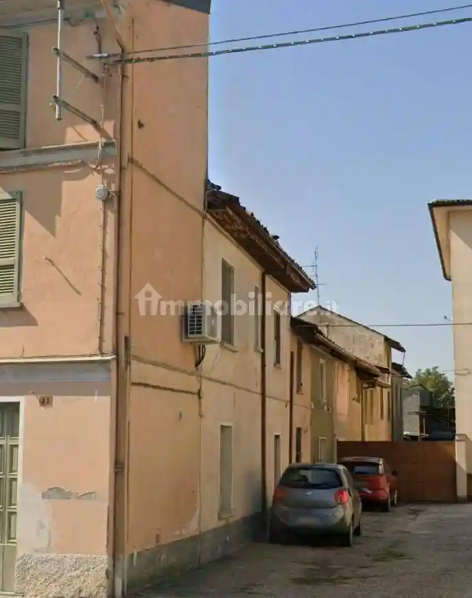 Appartamento in vendita a Pieve Porto Morone