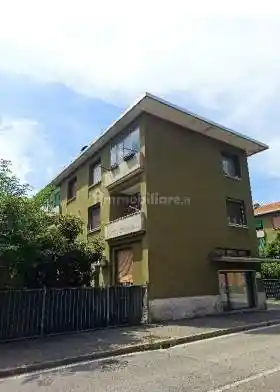 Appartamento in vendita a Monza