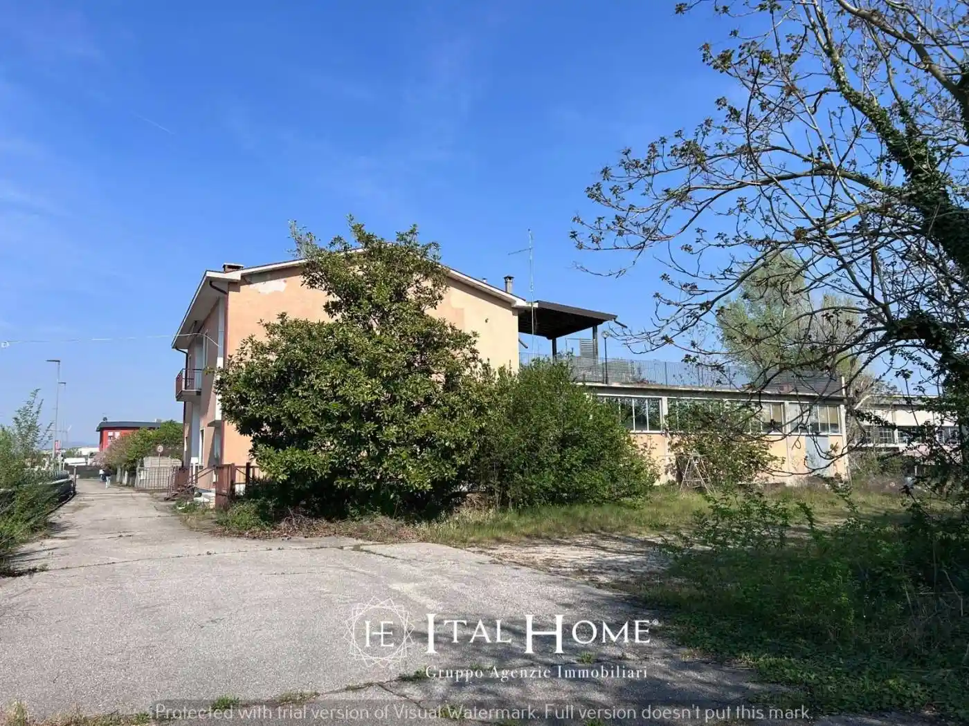 Palazzo - Edificio in vendita a Verona