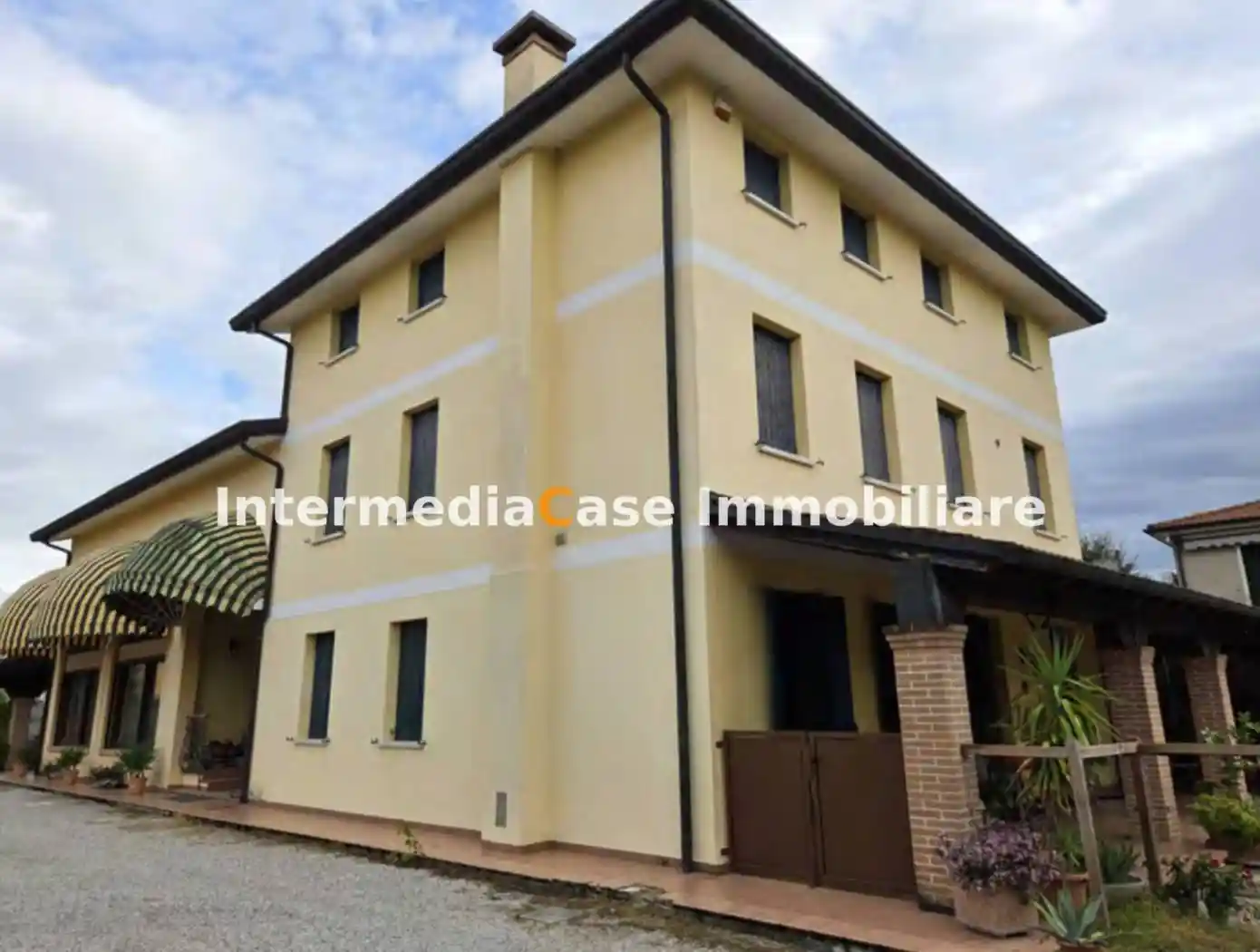 Villa in vendita a Carmignano di Brenta