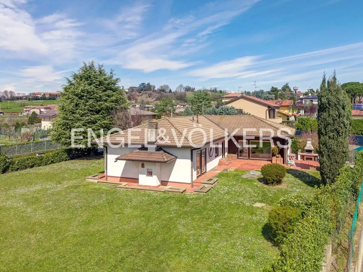 Villa in vendita a Casatenovo