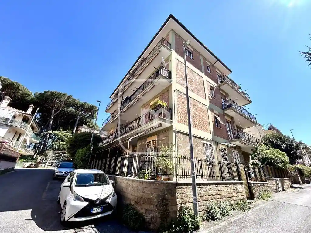 Appartamento in vendita a Grottaferrata