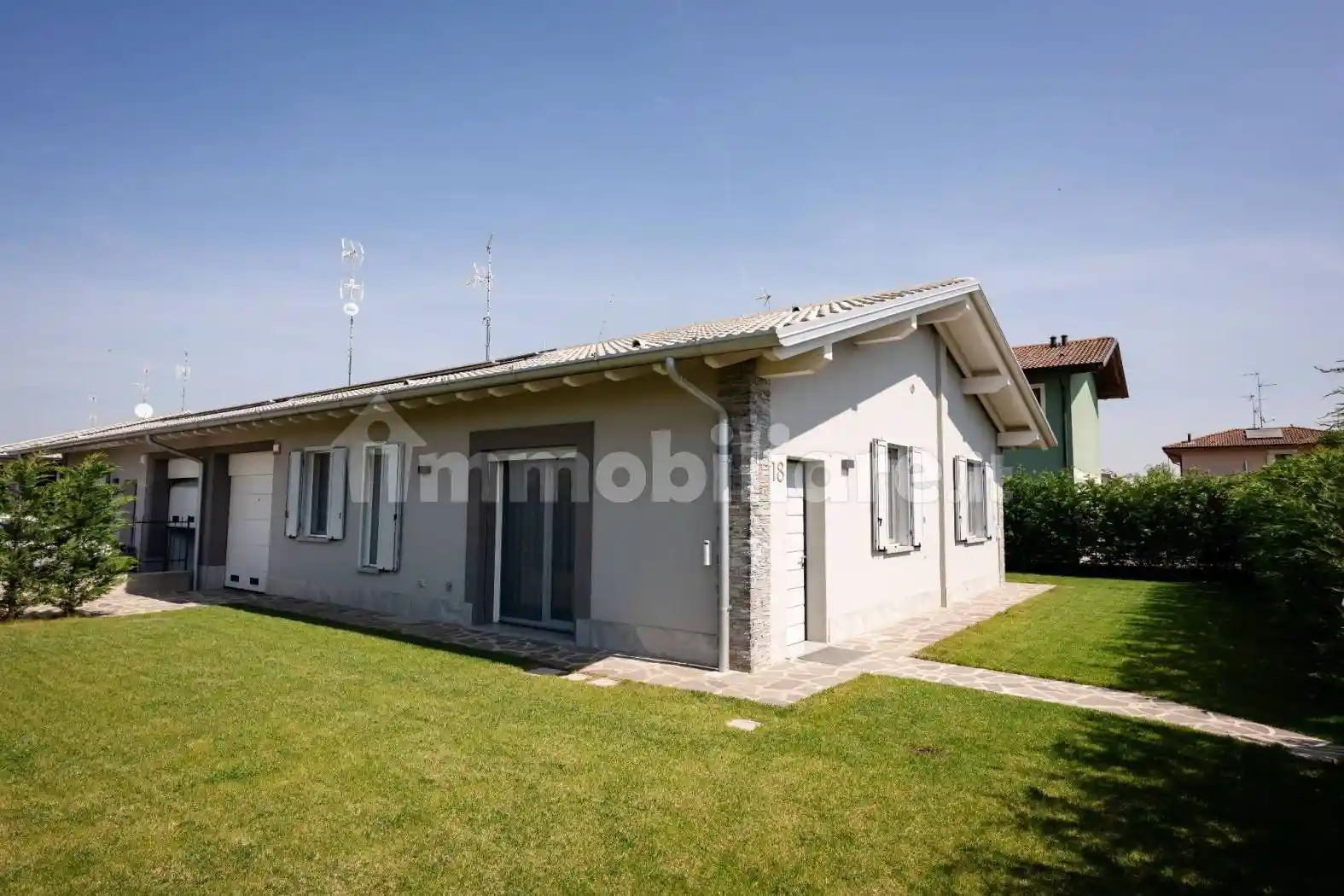 Villa in vendita a Calvenzano