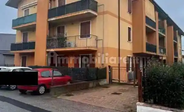 Appartamento in vendita a Lavagno