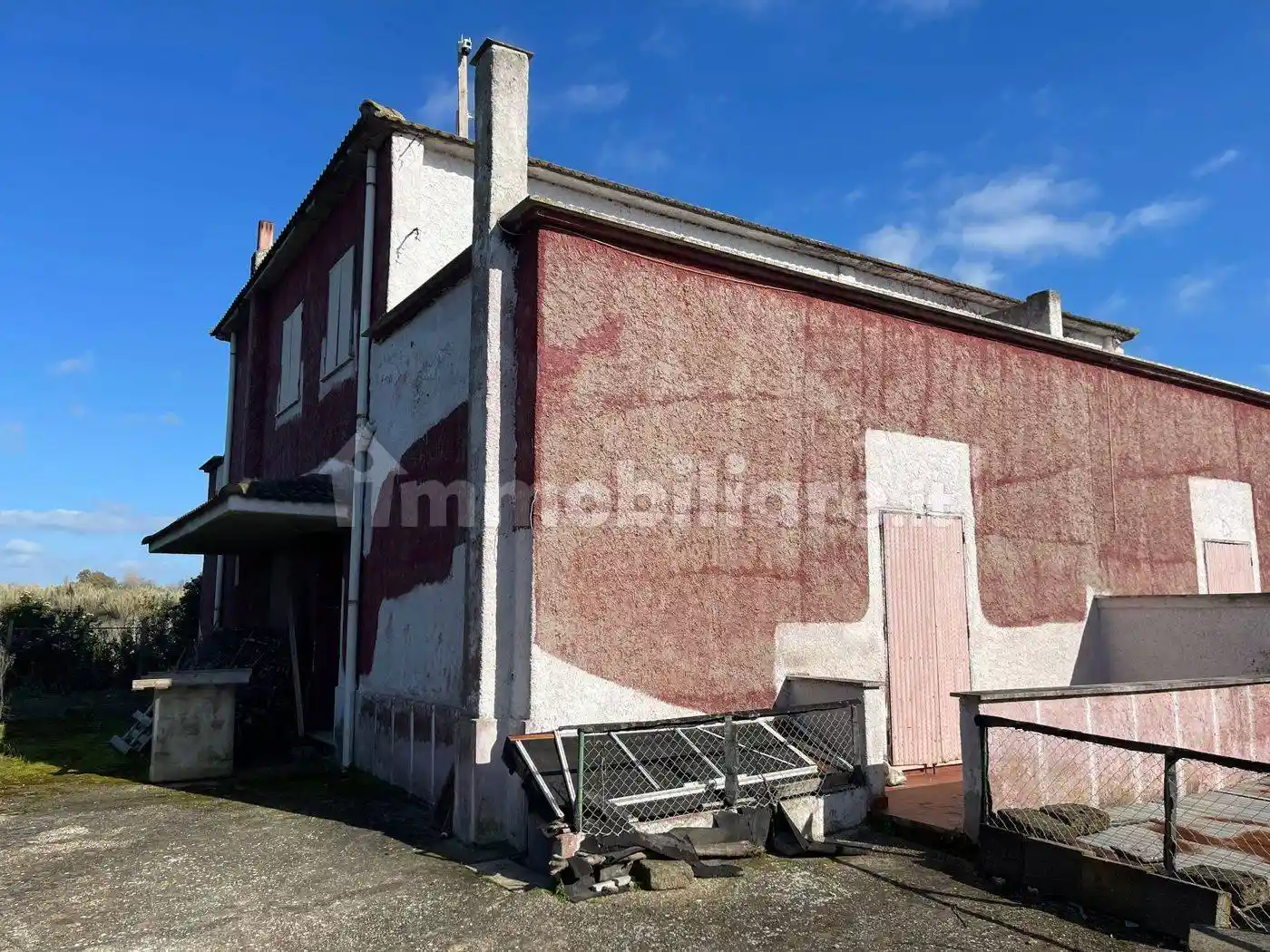 Casa indipendente in vendita a Ardea