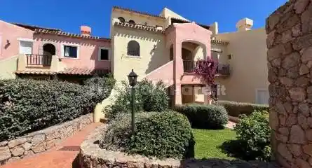 Villa in vendita a Arzachena