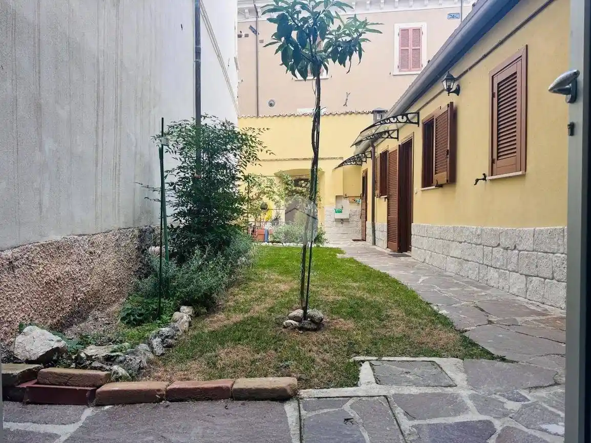 Rustico - Casale in vendita a L'Aquila