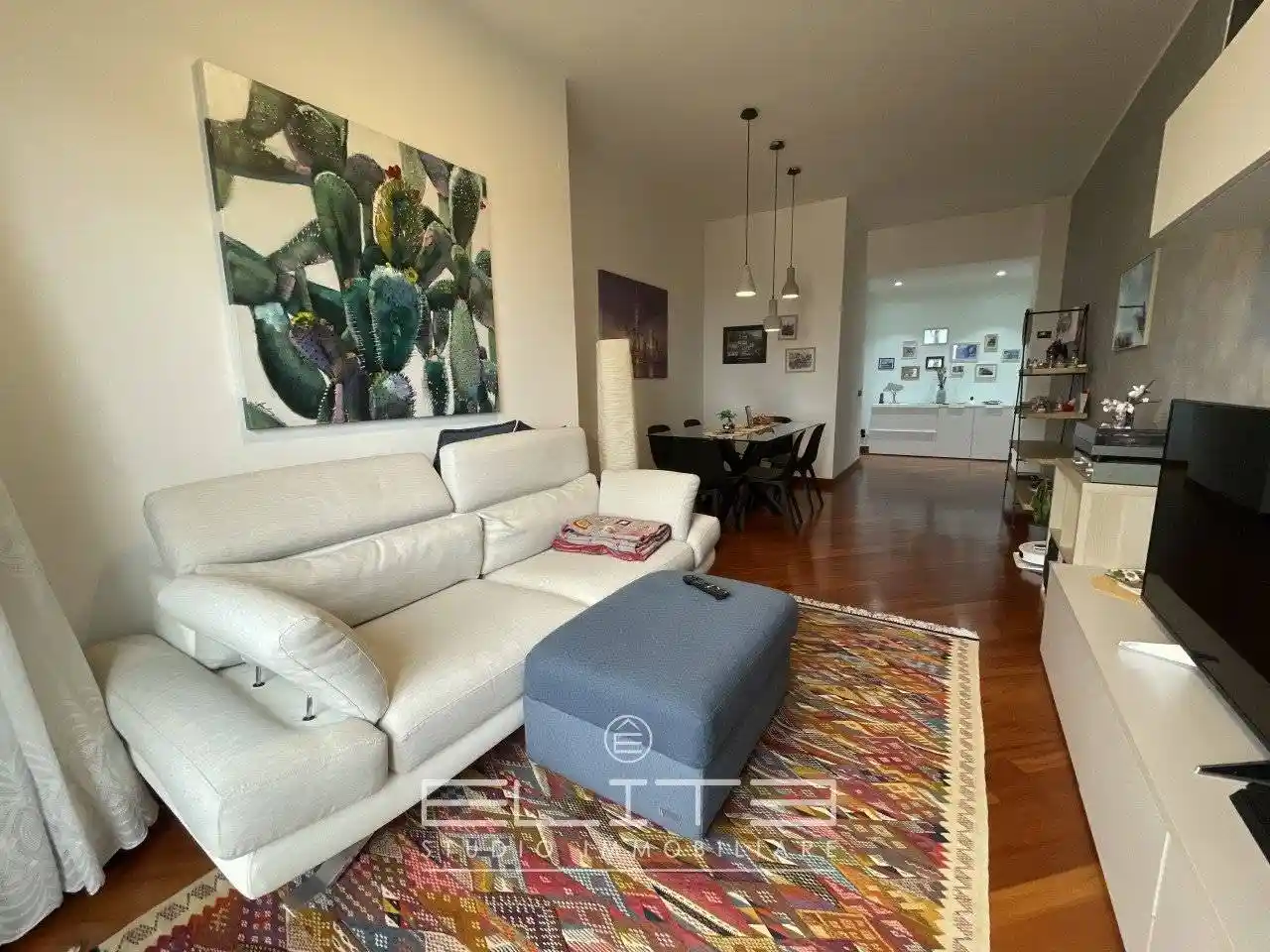 Appartamento in vendita a Falconara Marittima