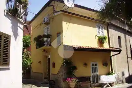 Casa indipendente in vendita a Cassino