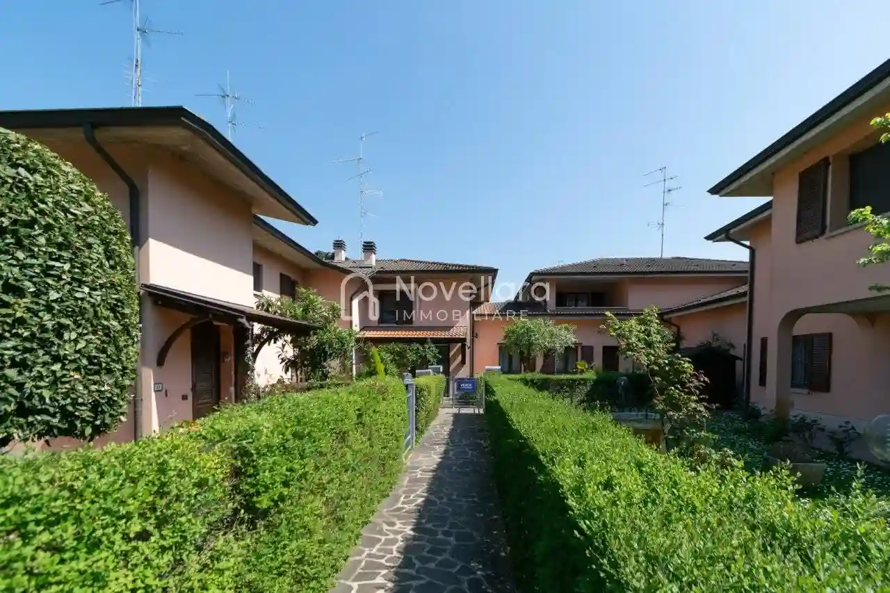 Villetta a schiera - foto 2