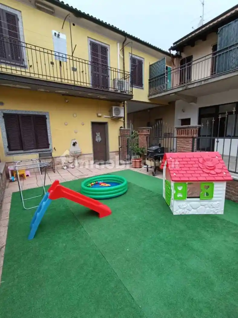 Villetta a schiera in vendita a Sannazzaro de' Burgondi