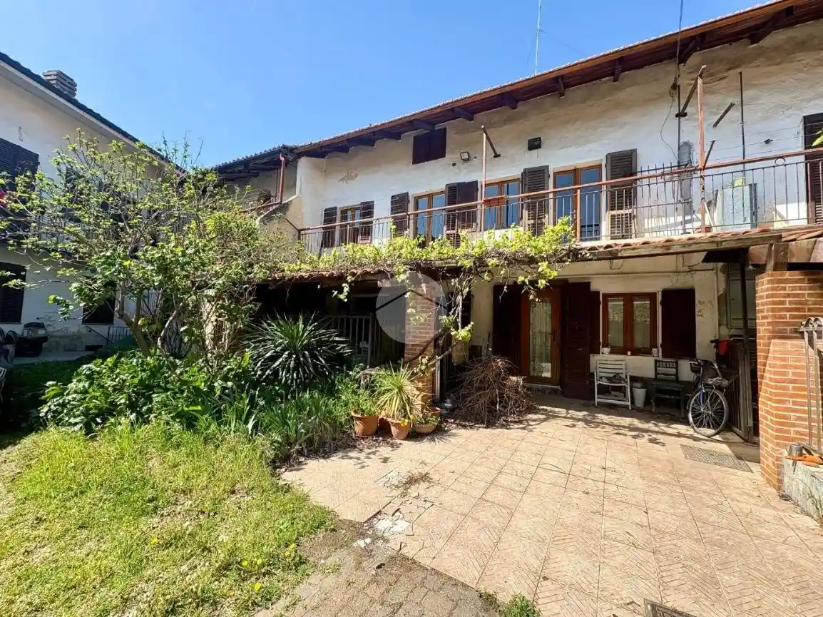 Rustico - Casale in vendita a Rosta
