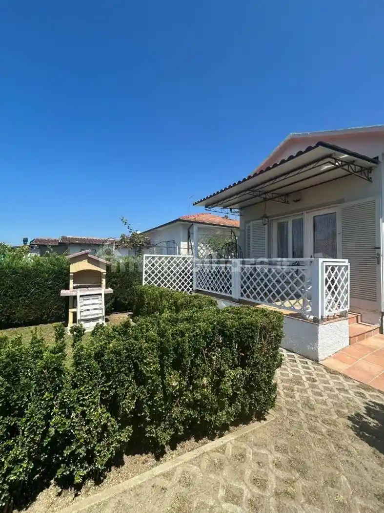 Appartamento in affitto a Pietrasanta