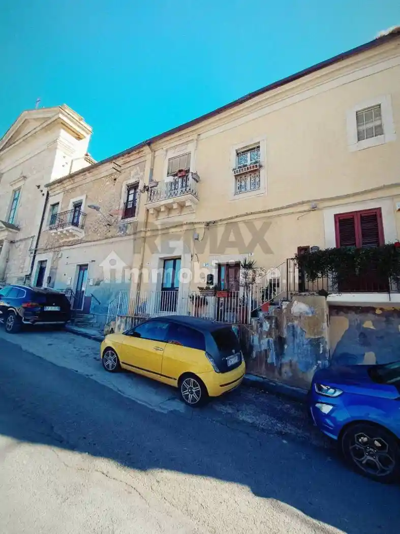 Appartamento in vendita a Ramacca