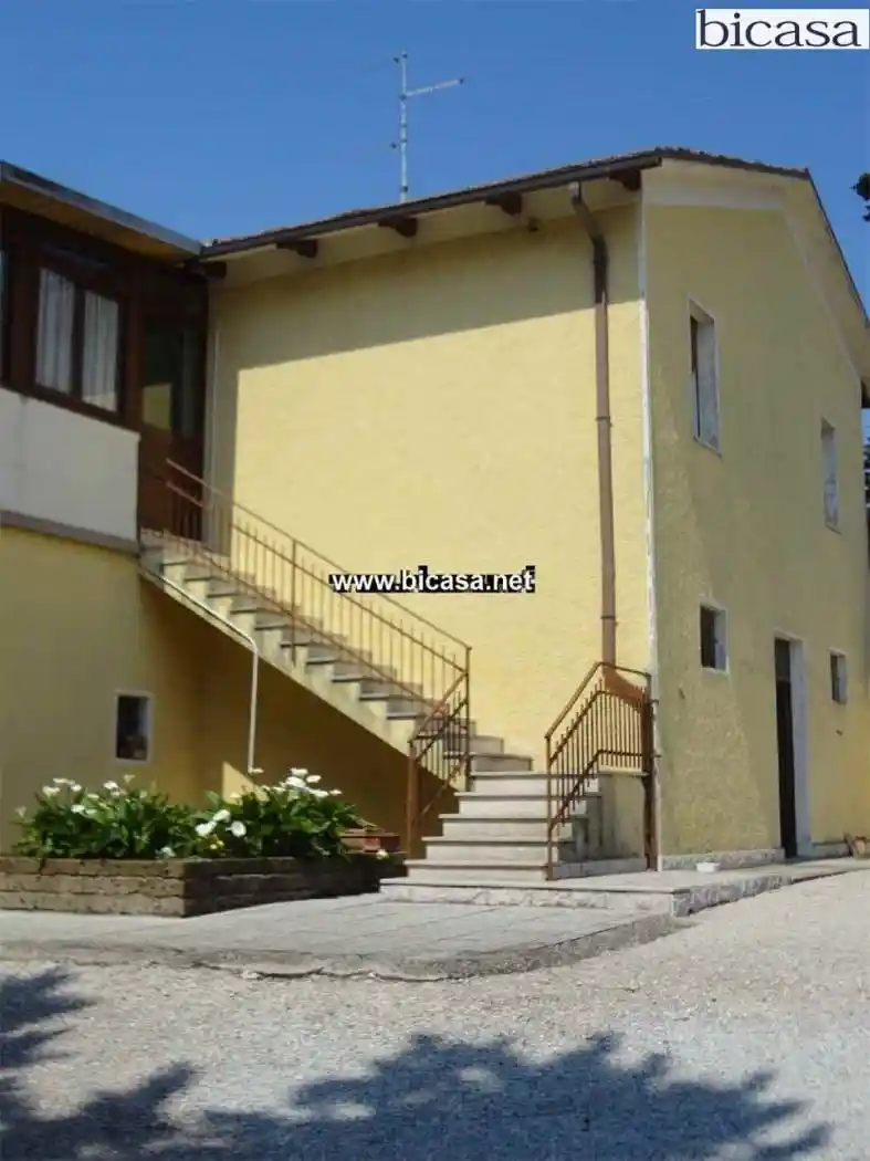 Villa in vendita a Pesaro