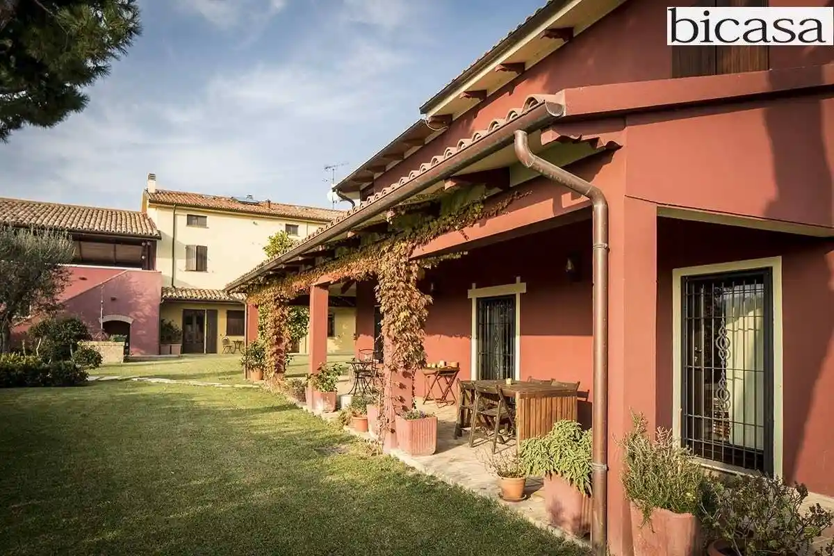 Villa in vendita a Fano