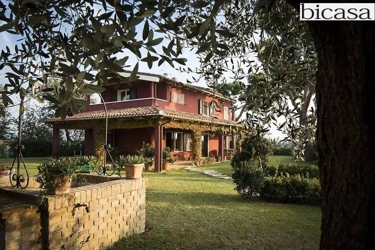 Villa - foto 2