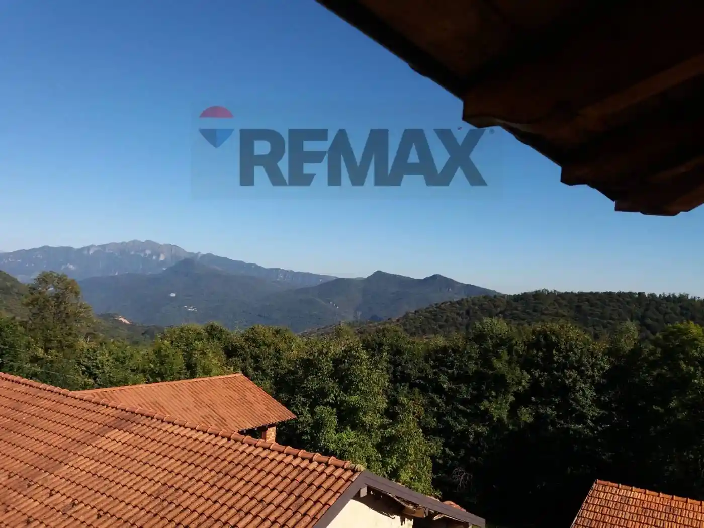 Appartamento in vendita a Cuasso al Monte