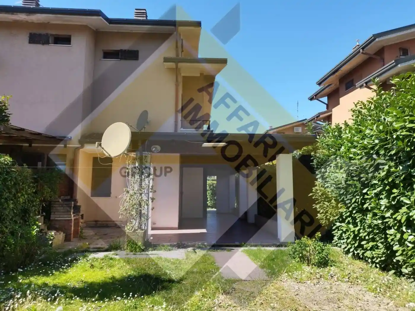 Villa in vendita a Pogliano Milanese
