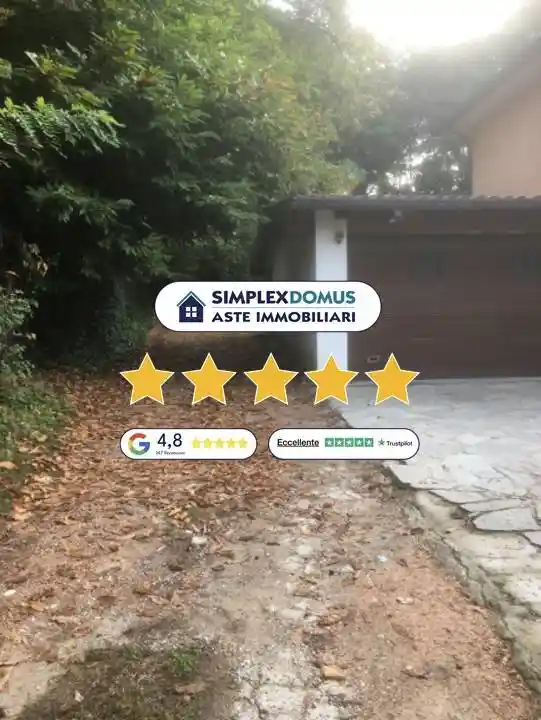 Villa in vendita a Monvalle