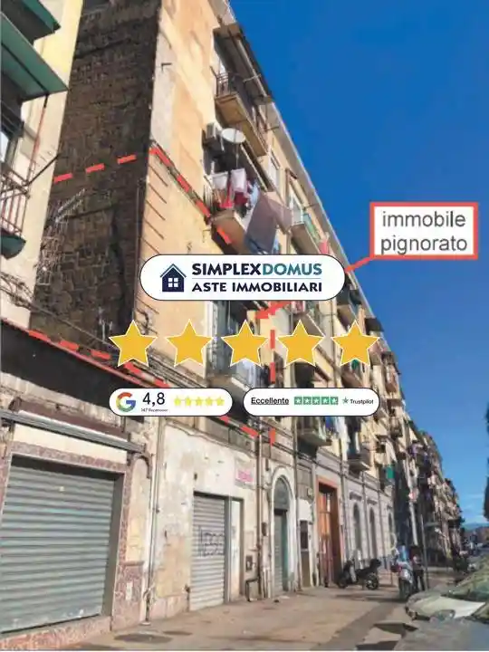 Appartamento in vendita a Napoli
