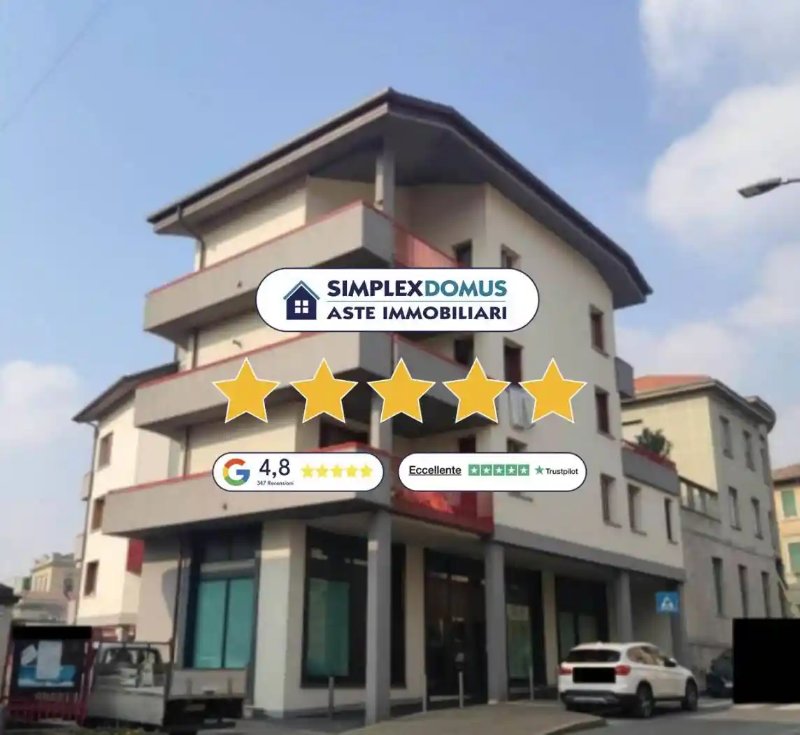 Appartamento in vendita a Erba