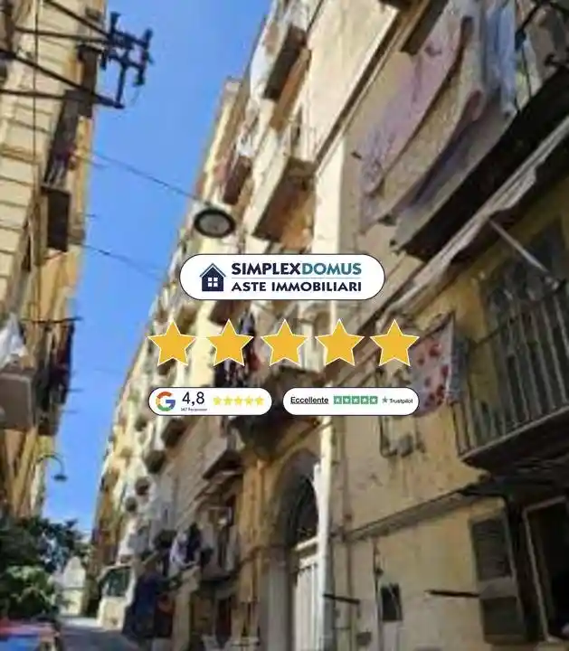 Appartamento in vendita a Napoli