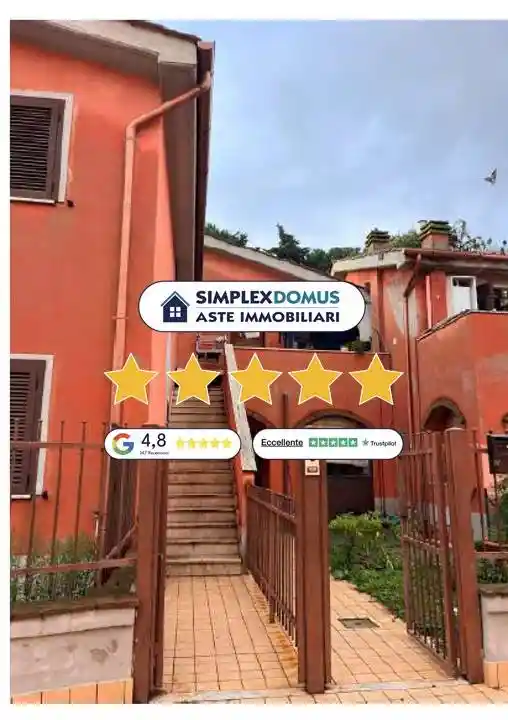 Appartamento in vendita a Scansano