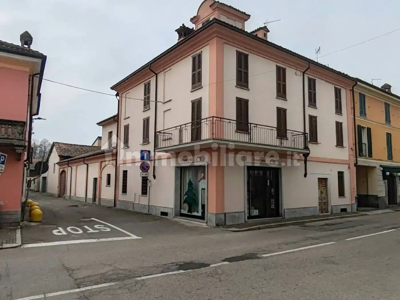 Casa indipendente in vendita a Dorno