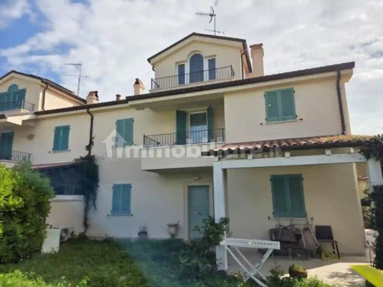 Villa - foto 2