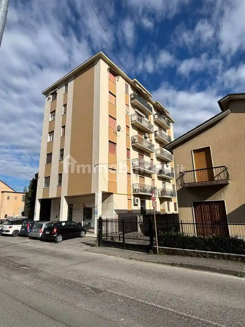 Appartamento in vendita a Basiano