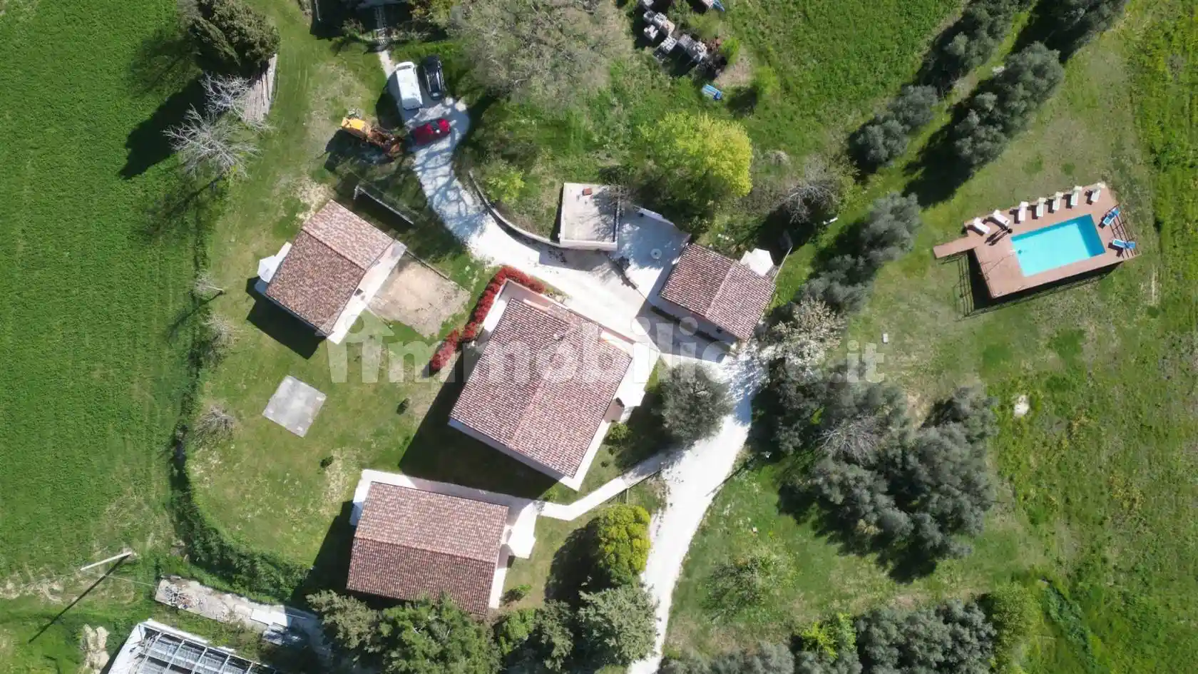 Rustico - Casale in vendita a San Severino Marche