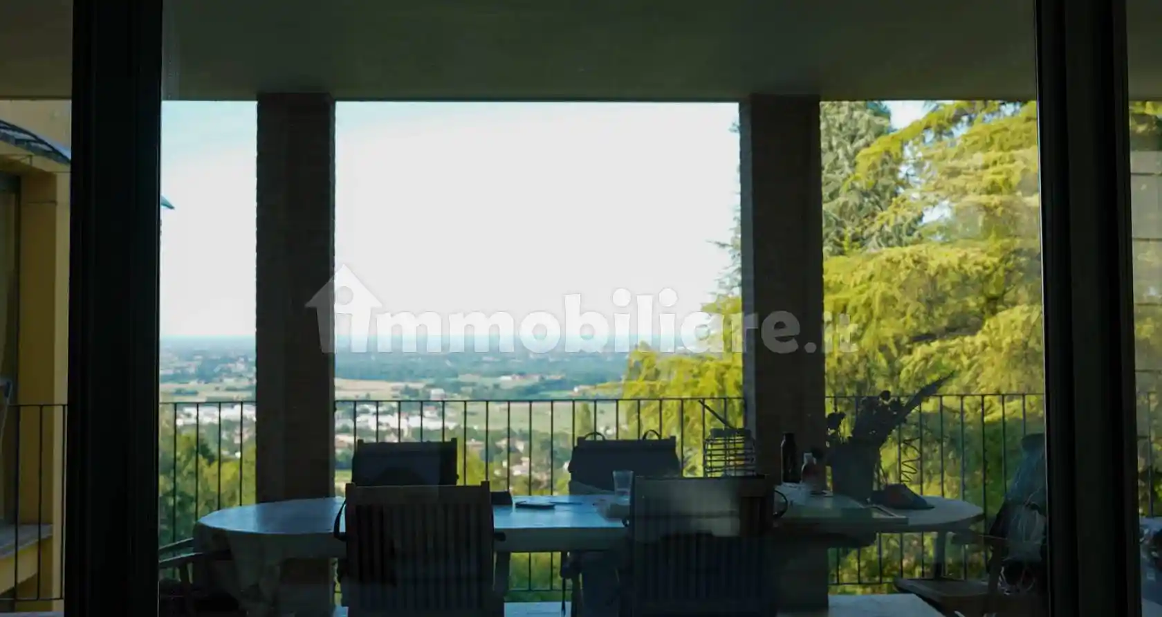 Villa in vendita a Traversetolo