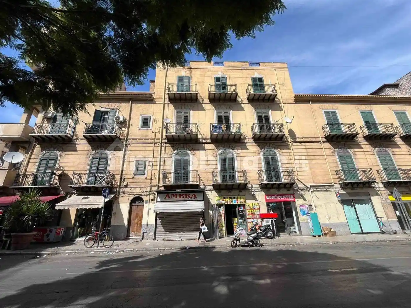 Appartamento in vendita a Palermo