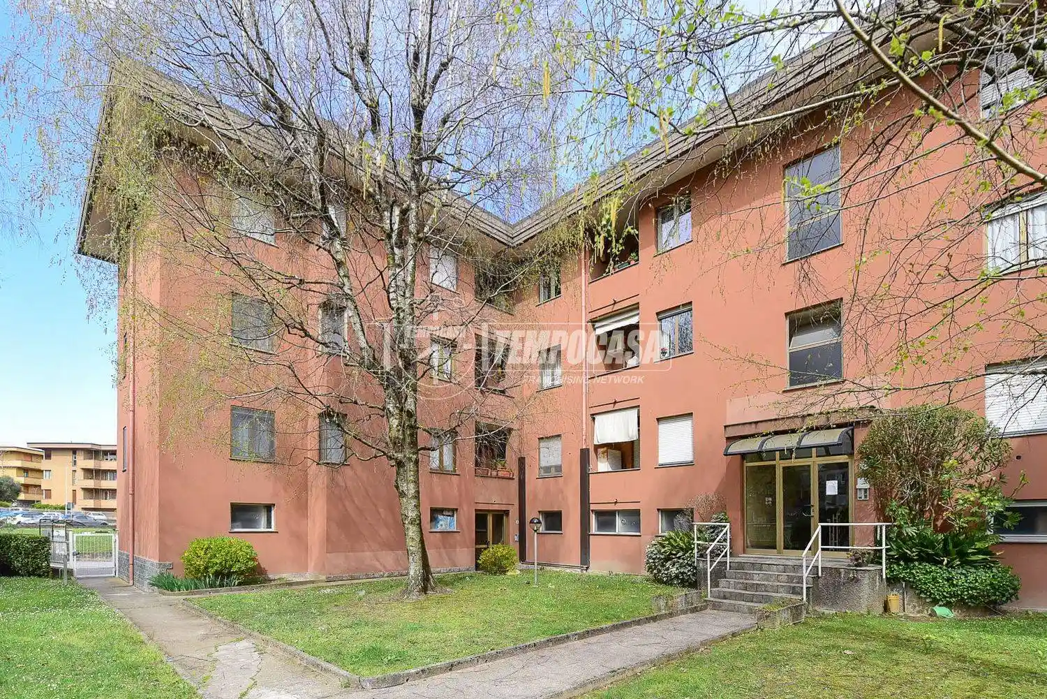 Appartamento in vendita a Lipomo