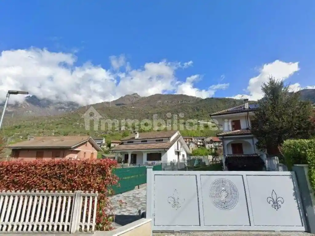 Villa in vendita a Chianocco